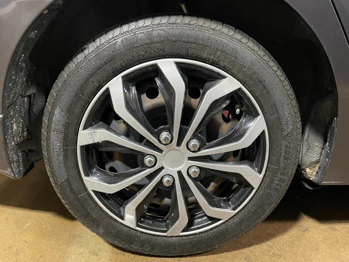 2015 nissan sentra sv with 122549 miles for sale near elk-river, minnesota 541682f4fd9942c1b6e0bb2524339fdc.jpg