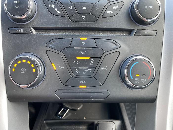 2015 ford fusion se with 173122 miles for sale near elk-river, minnesota 541f9bfcf9354f2589ed961bc8693f47.jpeg