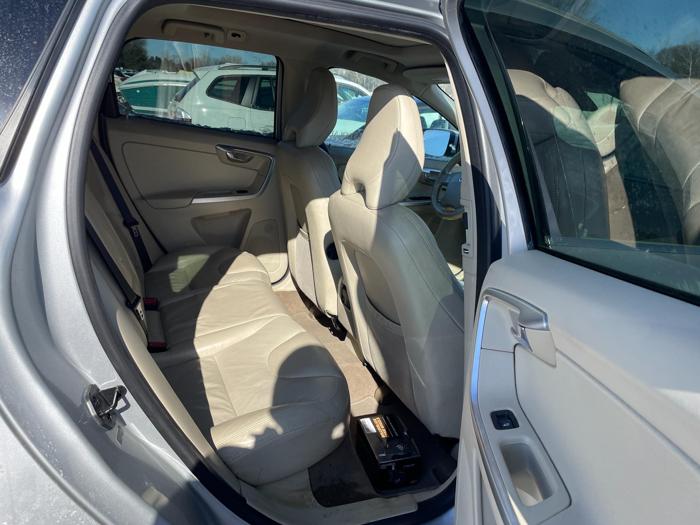 2010 volvo xc60 with 245515 miles for sale near elk-river, minnesota 542c066a5cd6428a85fa47672078db0b.jpg