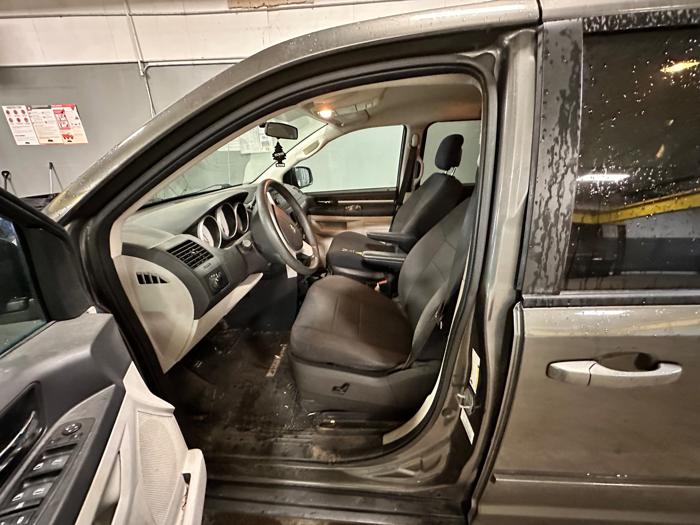 2010 dodge grand-caravan se with 159323 miles for sale near elk-river, minnesota 543077c8061040658c826954b5dbff48.jpeg