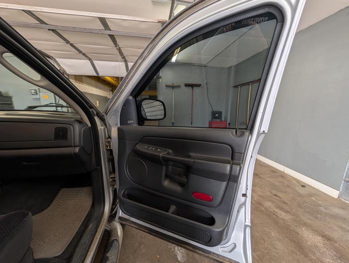2004 dodge ram-1500 laramie-quad-cab-4wd with 122328 miles for sale near elk-river, minnesota 544ff1ab12d7482690b91f6d3e4eac24.jpg