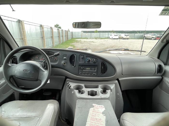 2002 ford econoline e350-super-duty-extended with 231870 miles for sale near elk-river, minnesota 54671758d34d4355b4a810b98f67fa77.jpeg