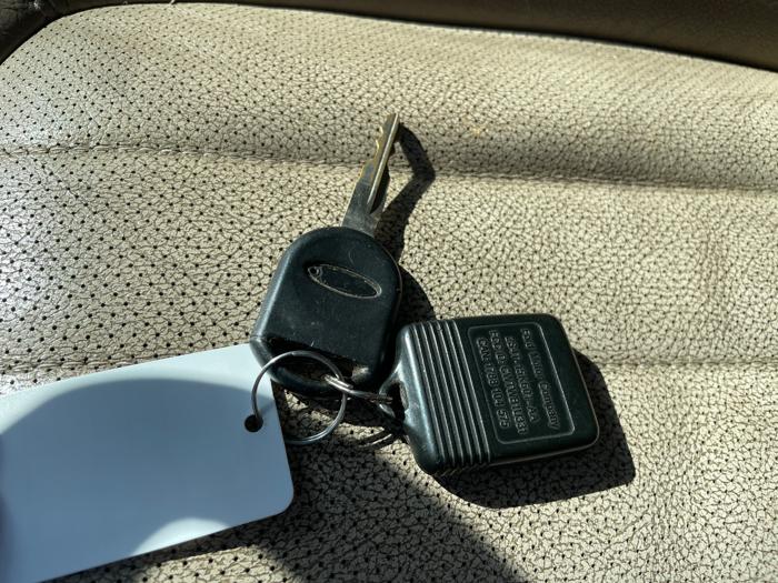 2004 mercury mountaineer convenience-1 with 231936 miles for sale near elk-river, minnesota 5479a0d44b554ec8b124f85091271372.jpeg