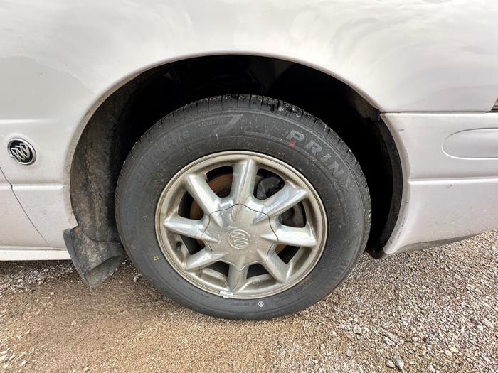 2004 buick lesabre limited with 167327 miles for sale near elk-river, minnesota 548406ad794d4f9ab439c3855771b6da.jpeg