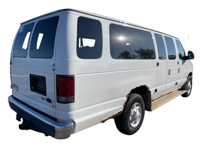 2012 ford econoline e-350-xlt-super-duty-extended with 220427 miles for sale near elk-river, minnesota 549d46572f174171a1a2501946cf7dca.jpg