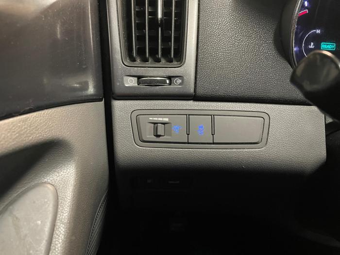 2012 hyundai sonata-hybrid base with 143849 miles for sale near elk-river, minnesota 54a4d0ad425143128b4d5eb7b06132a4.jpg