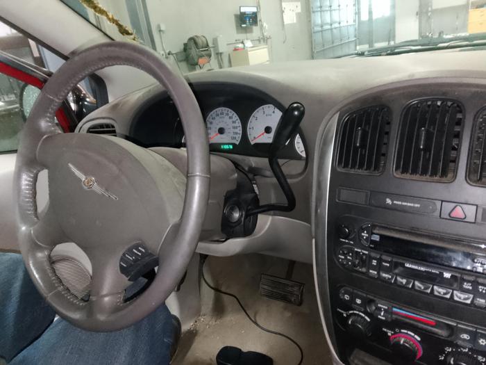 2006 chrysler town-&-country touring with 113578 miles for sale near elk-river, minnesota 54b14724ba154a01a2019471f8851d55.jpg