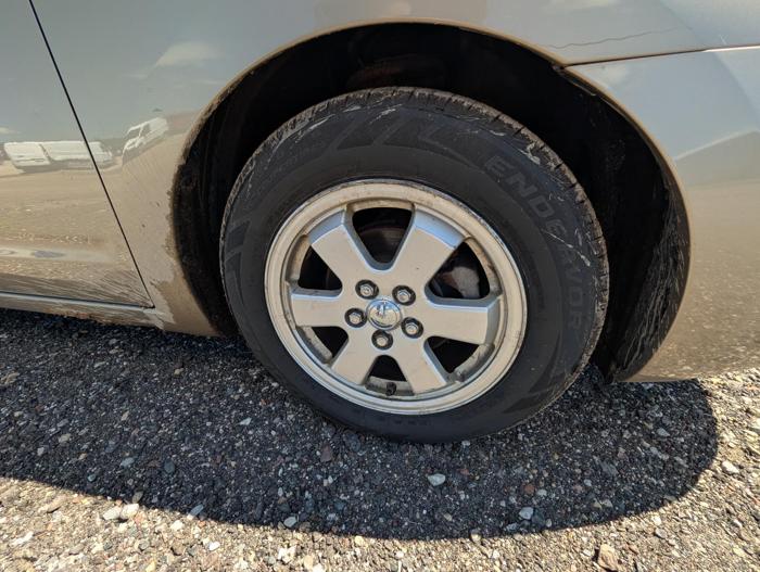 2006 toyota prius 4-door-liftback with 256025 miles for sale near elk-river, minnesota 55073a905cef4c0dbb790bf414aaf945.jpg