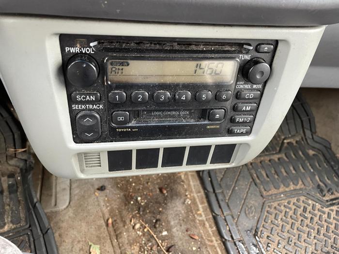 2003 toyota sienna ce with 194306 miles for sale near elk-river, minnesota 5528fa96e4314ec9b9e9ac05d38313ca.jpg