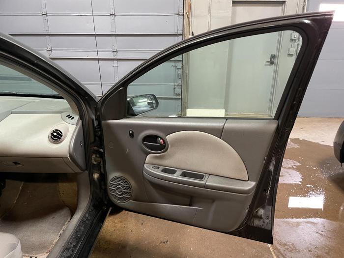 2003 Saturn Ion