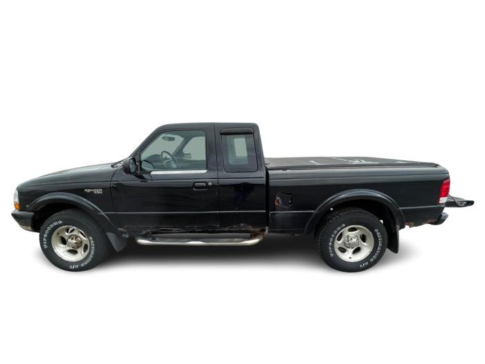 2000 ford ranger xl-supercab-4wd with 186949 miles for sale near elk-river, minnesota 557f4ea0043b4f42973a20dd9ebb35a3.jpg