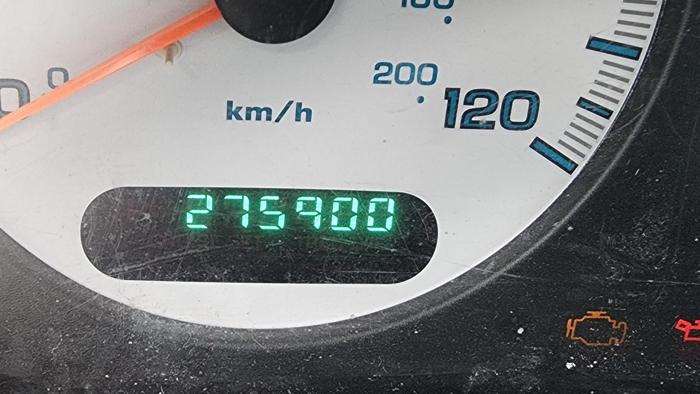 2004 dodge grand-caravan sxt with 275900 miles for sale near burnsville, minnesota 55869414c4c1434b9434e1cdf5a41220.jpg