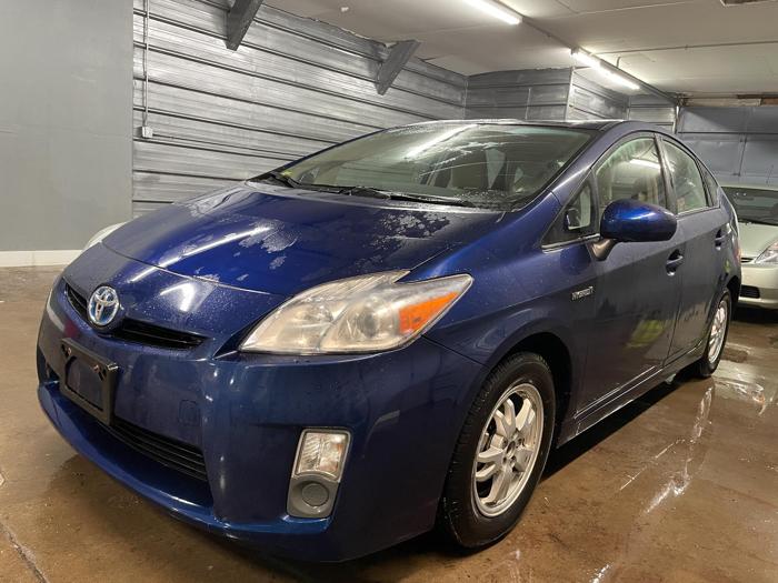 2011 toyota prius with 178222 miles for sale near elk-river, minnesota 5594db8a94ce46a3b7c22e8e2153f6fb.jpg