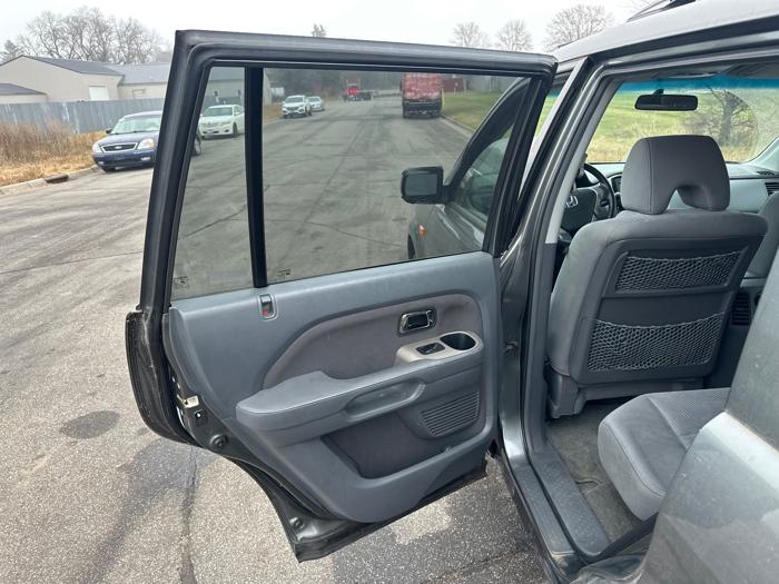 2007 honda pilot ex-4wd with 173489 miles for sale near elk-river, minnesota 55aae19dfa544f4b9717a35e2469fe6e.jpeg