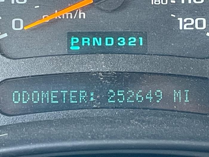 2004 chevrolet avalanche 1500-4wd with 252649 miles for sale near clearwater, minnesota 55aaf1d2797746f39170df959a86b8c8.jpeg