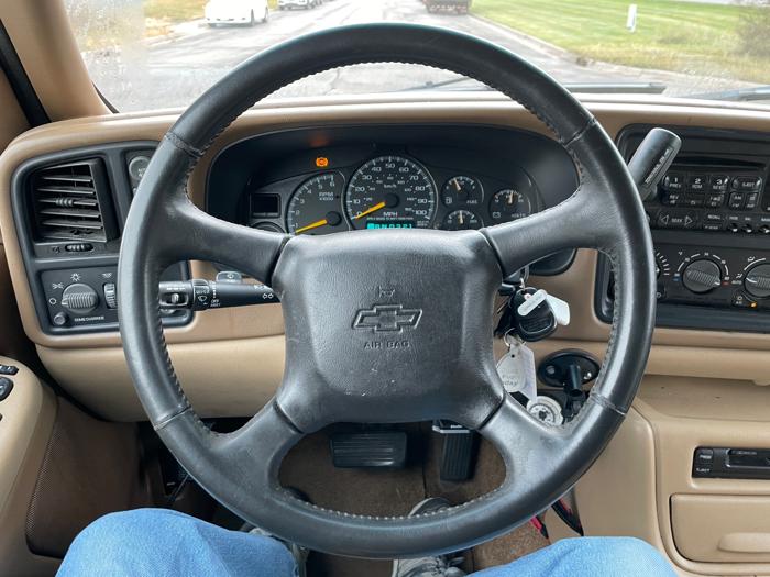 2000 chevrolet suburban k1500-4wd with 214094 miles for sale near elk-river, minnesota 55b4e8f1cedb426694ca032e86eba436.jpeg