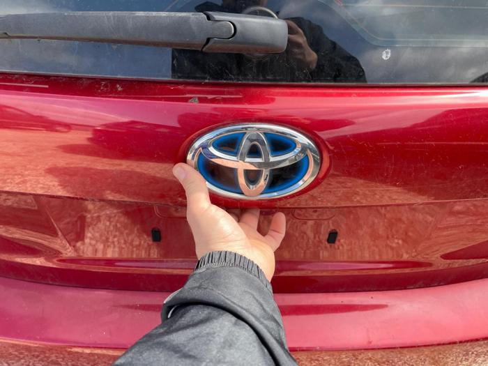 2012 toyota prius-v with 112210 miles for sale near elk-river, minnesota 55e9d87dd7364cbca11854694b0647d1.jpg