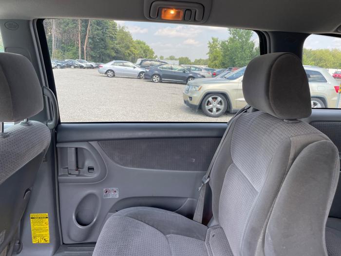 2006 toyota sienna le-7-passenger with 228007 miles for sale near elk-river, minnesota 5615fcee5a734b36b9400851cd729e74.jpeg