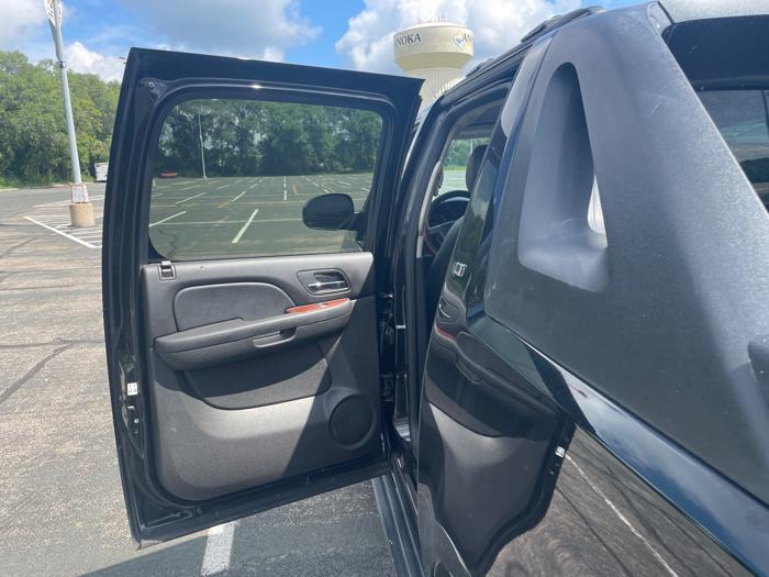 2012 chevrolet avalanche lt-4wd with 177602 miles for sale near ramsey, minnesota 563f65e39a334581a06a128b9be04b69.jpeg