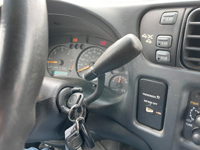 2001 chevrolet s10-pickup ext.-cab-4wd with 140781 miles for sale near elk-river, minnesota 563fcce5b5e94a2c93badea07a3144ca.jpeg