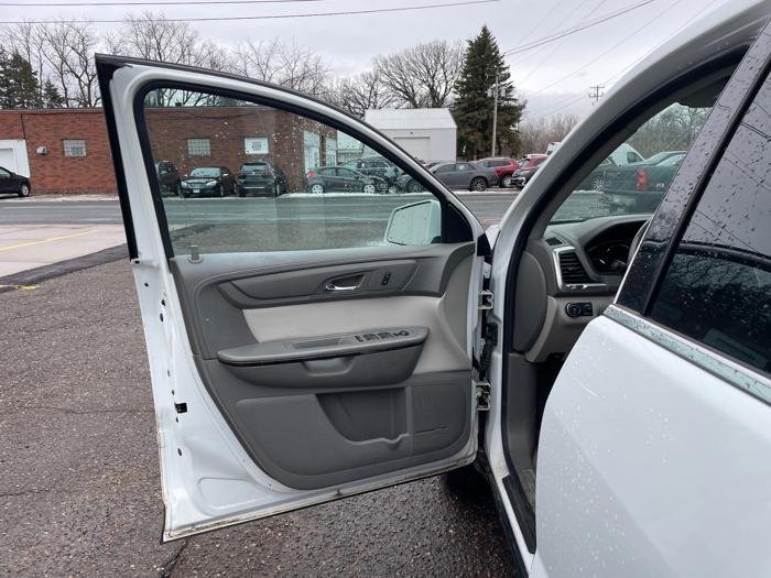 2016 gmc acadia slt-1-fwd with 123078 miles for sale near forest-lake, minnesota 568d7408c6d6455abe37a1740ff2afae.jpeg