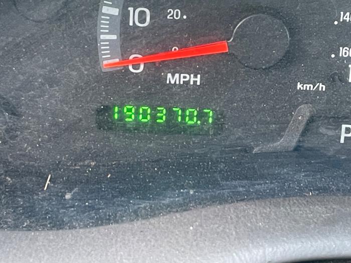 2002 ford f-150 xl-short-bed-2wd with 190370 miles for sale near elk-river, minnesota 569efe9386bd4d71b4a5935e316ccf79.jpeg