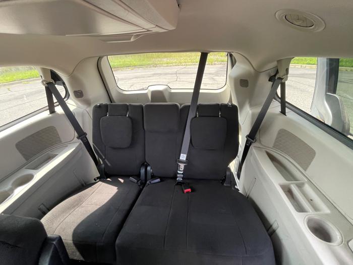 2011 chrysler town-&-country touring with 218543 miles for sale near elk-river, minnesota 56b4494b6bbc4f5f9c0b5a73d534e6a7.jpeg