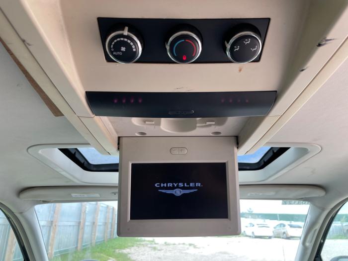 2008 chrysler town-&-country touring with 204610 miles for sale near elk-river, minnesota 56ec743bdccc44ec97a952331c151f9b.jpeg