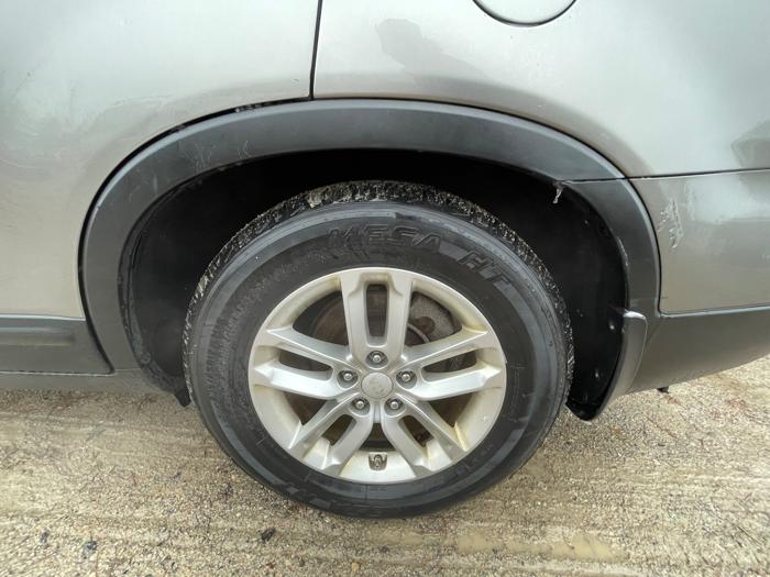 2014 kia sorento lx with 146967 miles for sale near elk-river, minnesota 57017041a0e64b0ca5c6d3ac576bdf83.jpeg