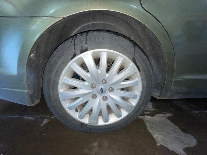 2012 ford fusion-hybrid sedan with 176764 miles for sale near elk-river, minnesota 570901b933e943f6b5062fa066aafbf1.jpeg