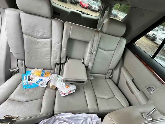 2009 cadillac srx v6-awd with 167330 miles for sale near elk-river, minnesota 5727670a854f4da6b6455f0925b2d06d.jpeg