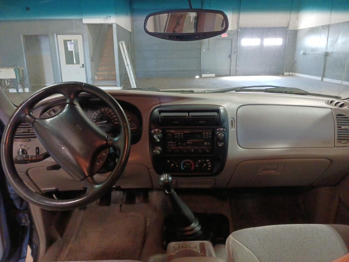 2000 ford explorer sport-2-door-4wd with 125619 miles for sale near elk-river, minnesota 573c336ee7f34f33b0cbb58a8590de63.jpg