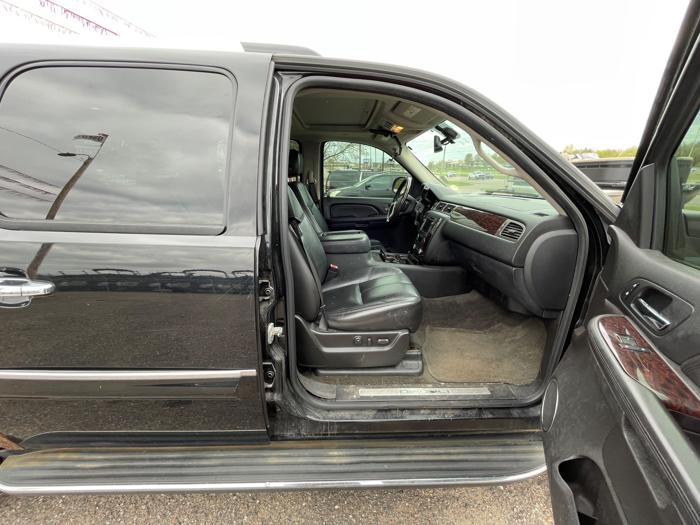 2007 gmc yukon-denali xl-awd with 192265 miles for sale near elk-river, minnesota 574add9d2ec741e38c7718bf3ebcf7c4.jpeg