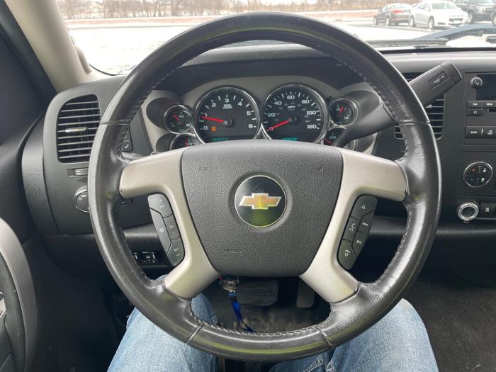 2010 chevrolet silverado-1500 lt1-crew-cab-4wd with 141952 miles for sale near rochester, minnesota 578a1e2bd2314aa6b7a0649af7127191.jpeg