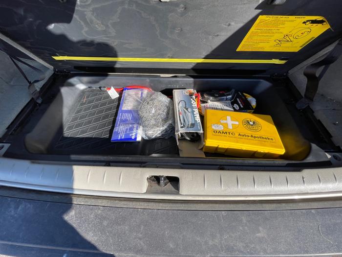 2005 volvo xc70 cross-country with 97523 miles for sale near elk-river, minnesota 57a15f962c334eccb78a450392fbe7db.jpeg