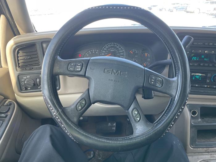 2004 gmc yukon slt with 233066 miles for sale near fridley, minnesota 57b9626cadad48edad4a8052ba70ddf7.jpeg