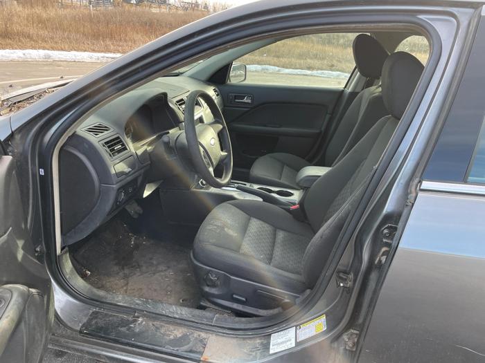 2010 ford fusion se with 149381 miles for sale near elk-river, minnesota 57bc399217c146c19726ceaf9e02aedc.jpg