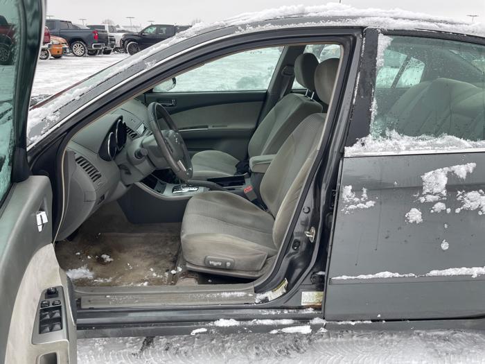 2006 nissan altima 2.5 with 184625 miles for sale near fridley, minnesota 57d2cc4182864d6c9e95bef1ef2a4379.jpeg