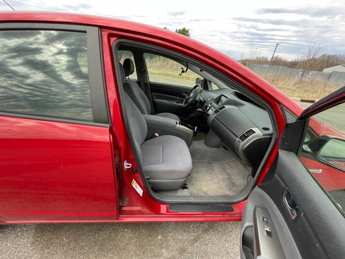 2007 toyota prius 4-door-liftback with 124325 miles for sale near elk-river, minnesota 58169b31277240168e5fcc30a6d27f29.jpeg