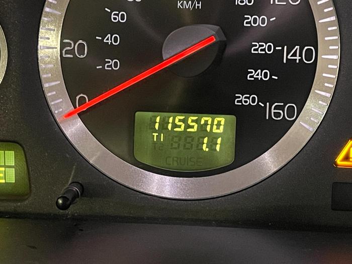 2004 volvo s80 base with 115570 miles for sale near elk-river, minnesota 586cca50a73941dbb260f79168b6e1f2.jpg