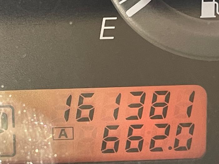 2011 nissan versa 1.8-sl-hatchback with 161381 miles for sale near jordan, minnesota 588c7d4dec8f409ab038e742de717711.jpeg