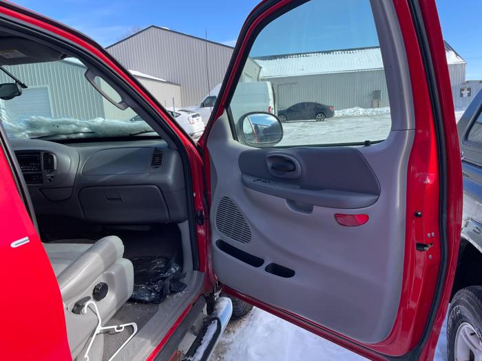 2003 ford f-150 lariat with 262210 miles for sale near elk-river, minnesota 588cbbb4ce9e404bbb50e5e21ed3736a.jpg