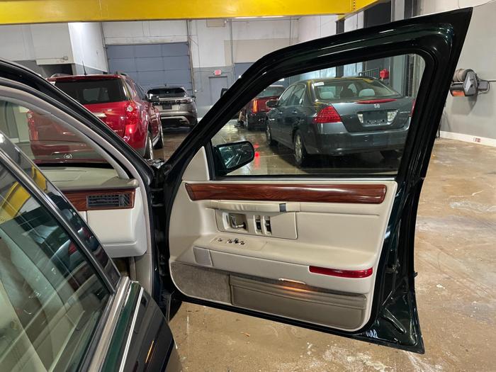 1996 cadillac deville with 110142 miles for sale near elk-river, minnesota 58931bf3d9404d0a86be2f1ebbc2c288.jpg