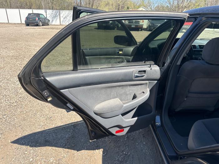 2005 honda accord lx-sedan-at with 220332 miles for sale near elk-river, minnesota 589beeeb64814a92a93f697bc8531424.jpeg