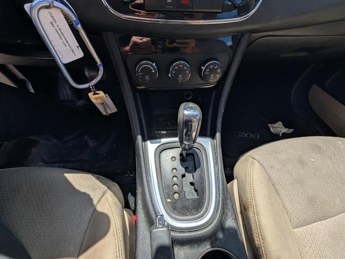 2011 chrysler 200 with 160270 miles for sale near elk-river, minnesota 58a2a3371ade41469c060f7962818fac.jpg