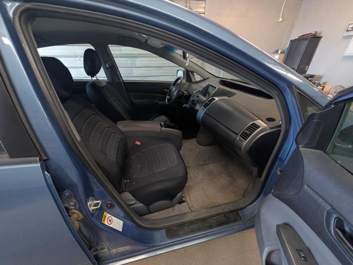2009 toyota prius 4-door-liftback with 401240 miles for sale near elk-river, minnesota 58aae41659c8470bbdd54667e039d190.jpg