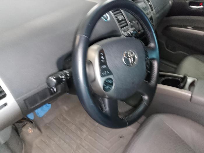 2009 toyota prius 4-door-liftback with 255664 miles for sale near elk-river, minnesota 58ab9181c8cd4d67a9d18a520090f797.jpg