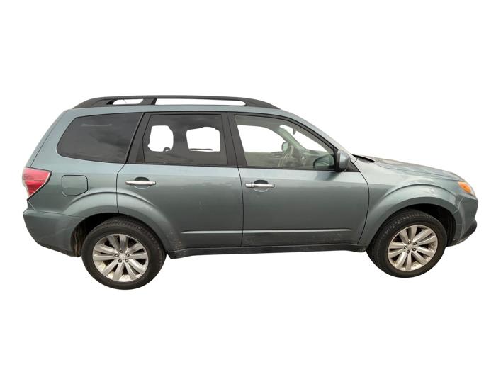 2012 subaru forester 2.5x-premium with 93780 miles for sale near elk-river, minnesota 58b38a5bae3946b4a27628c8651c8b65.jpg