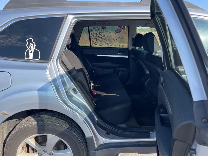 2013 subaru outback 2.5i-premium with 177188 miles for sale near elk-river, minnesota 58b8d6afaead49499195f69297981925.jpeg
