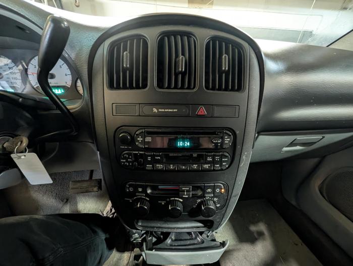 2007 dodge grand-caravan sxt with 105090 miles for sale near elk-river, minnesota 590725e942f3488da34babeb42cc0e16.jpg